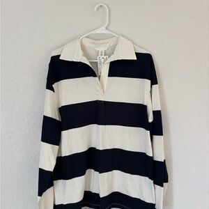 Men’s H&M stripped Navy and White Collared Shirt